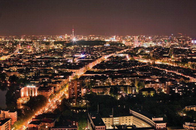 Berliner Skyline bei Nacht